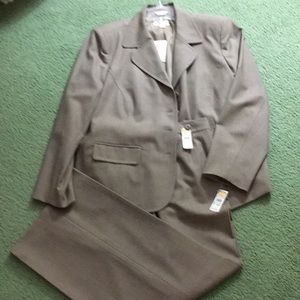 Talbot’s pants suit